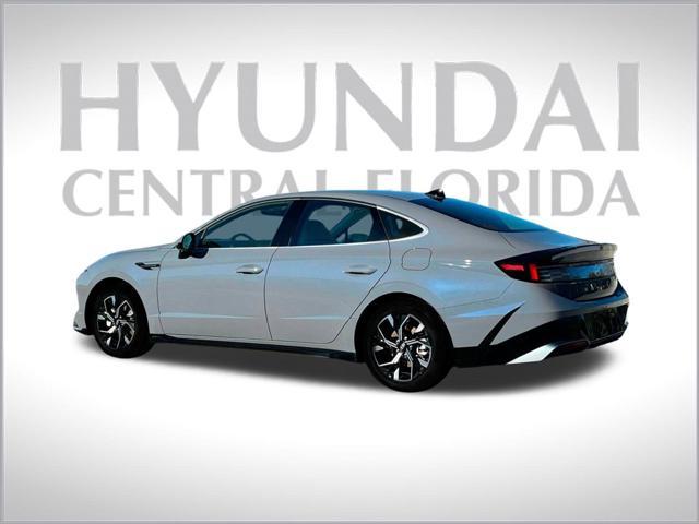 new 2024 Hyundai Sonata car, priced at $28,558