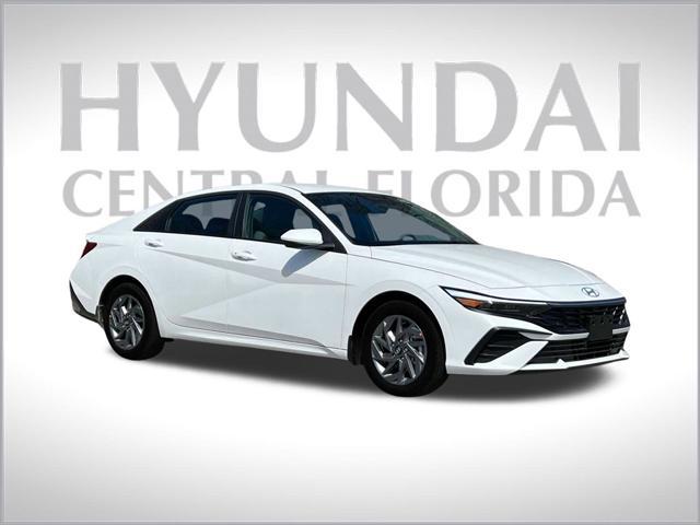 new 2024 Hyundai Elantra HEV car, priced at $25,400