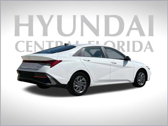 new 2024 Hyundai Elantra HEV car, priced at $25,400