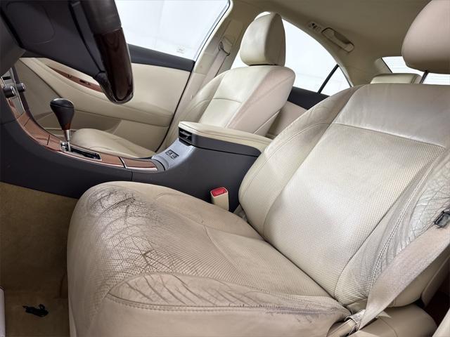 used 2011 Lexus ES 350 car, priced at $13,000