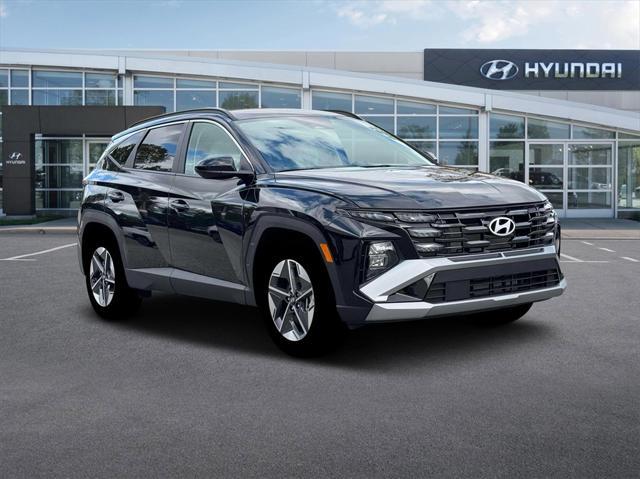 new 2025 Hyundai Tucson car, priced at $30,023