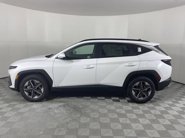 new 2025 Hyundai TUCSON Hybrid car, priced at $37,107