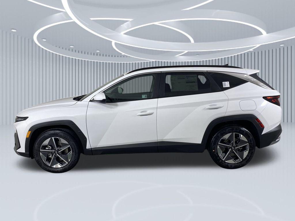 new 2025 Hyundai Tucson car, priced at $28,105