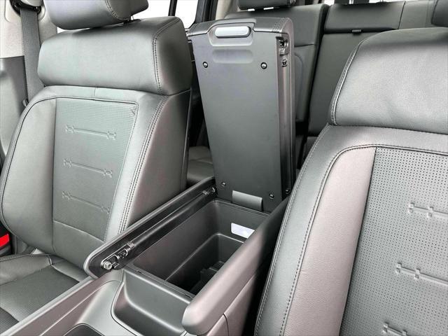 new 2025 Hyundai Santa Fe car, priced at $43,397