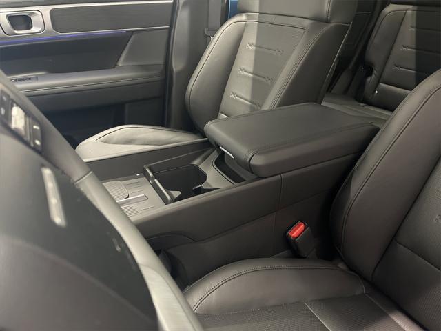 new 2024 Hyundai Santa Fe car, priced at $45,071