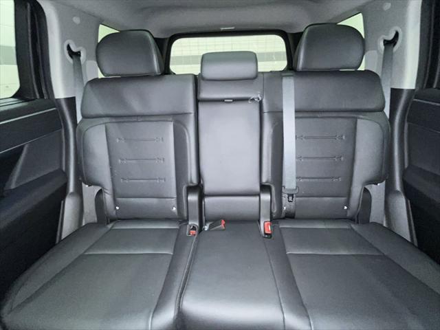 new 2024 Hyundai Santa Fe car, priced at $41,755