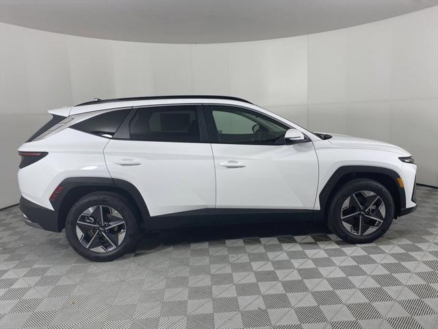new 2025 Hyundai TUCSON Hybrid car, priced at $37,187