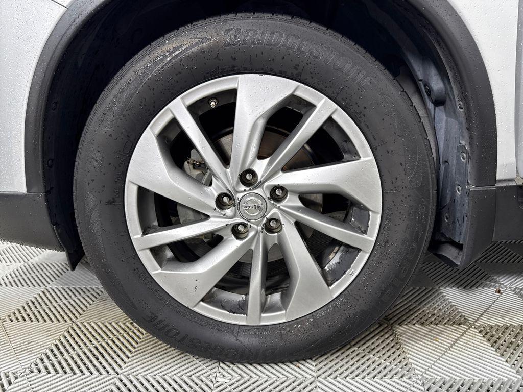 used 2014 Nissan Rogue car, priced at $6,450