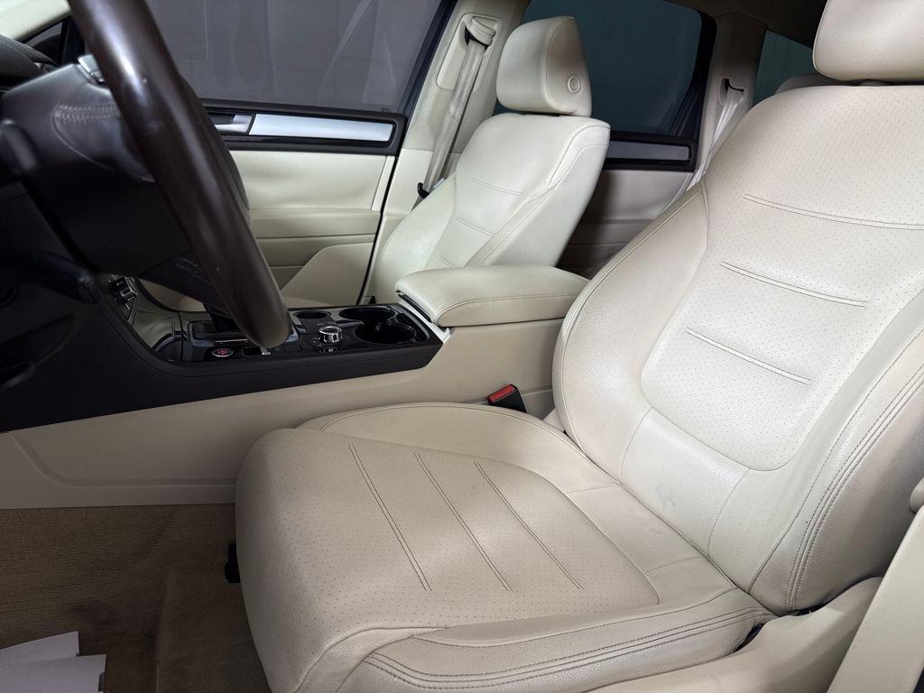 used 2014 Volkswagen Touareg car, priced at $7,000