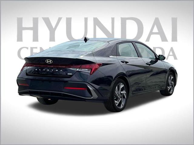 new 2025 Hyundai Elantra car, priced at $29,595