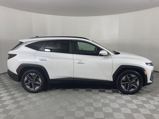 new 2025 Hyundai Tucson car, priced at $33,247