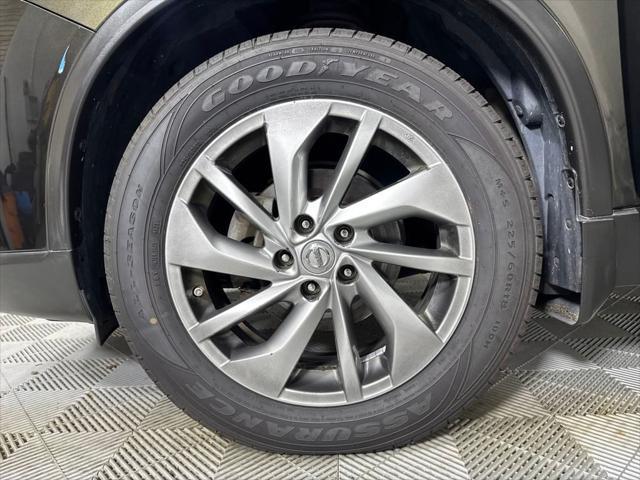 used 2014 Nissan Rogue car, priced at $10,999