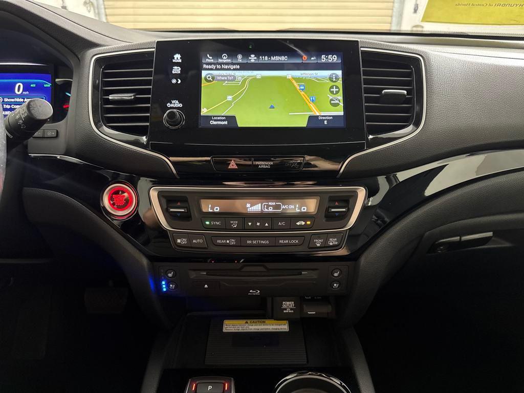used 2021 Honda Pilot car, priced at $31,400