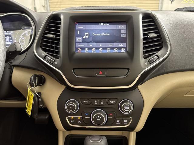 used 2020 Jeep Cherokee car, priced at $15,799