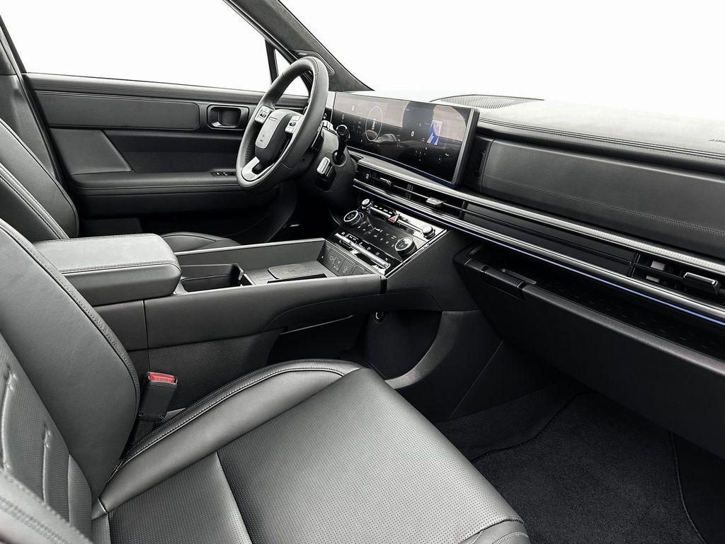 new 2025 Hyundai Santa Fe car, priced at $43,132