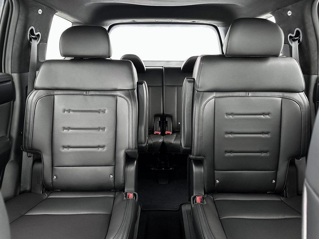 new 2025 Hyundai Santa Fe car, priced at $43,132