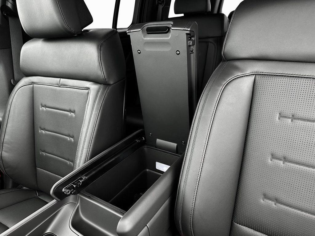 new 2025 Hyundai Santa Fe car, priced at $43,132