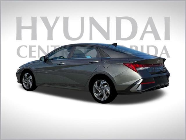 new 2025 Hyundai Elantra car, priced at $25,924