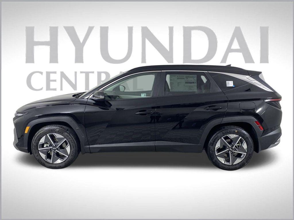 new 2025 Hyundai Tucson car, priced at $31,893