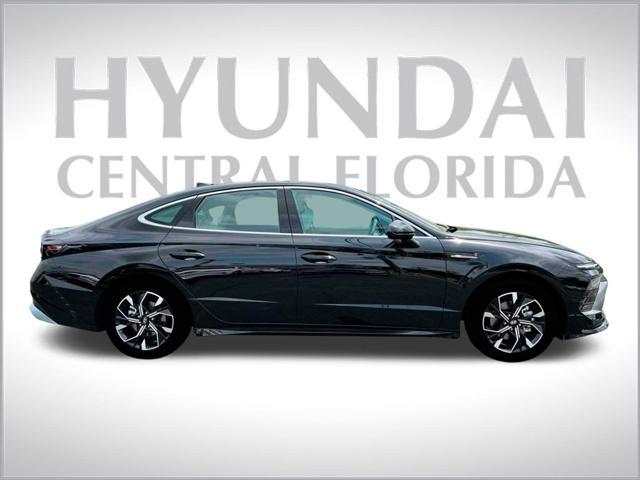 new 2024 Hyundai Sonata car, priced at $27,420