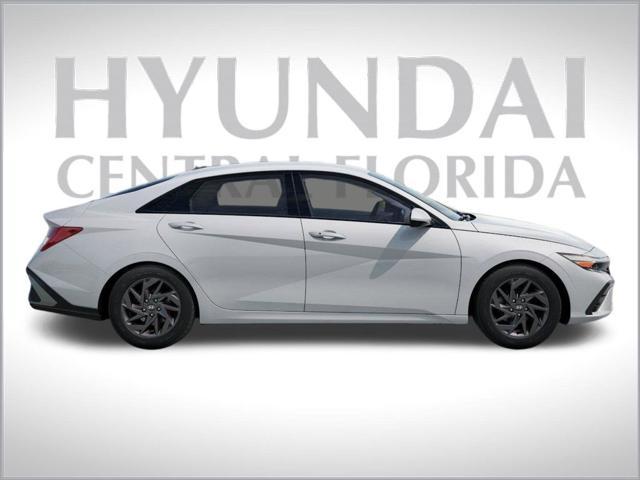 new 2025 Hyundai ELANTRA HEV car, priced at $25,579