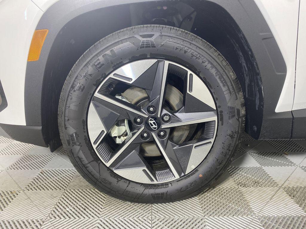 new 2025 Hyundai Tucson car, priced at $32,682
