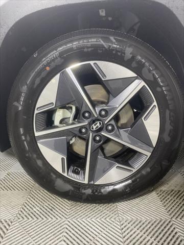 new 2025 Hyundai Tucson car, priced at $27,970