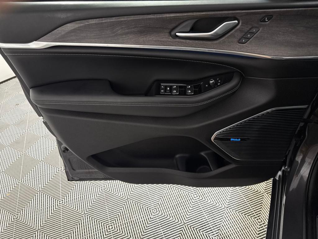 used 2022 Jeep Grand Cherokee L car, priced at $31,600