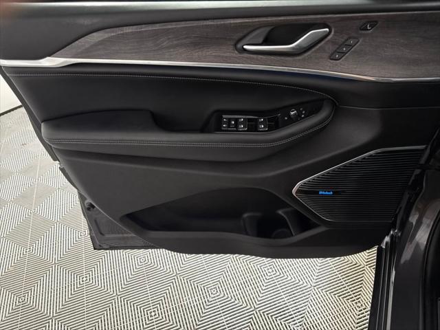 used 2022 Jeep Grand Cherokee L car, priced at $33,500