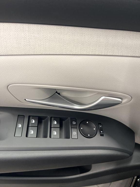 new 2025 Hyundai Tucson car, priced at $31,893