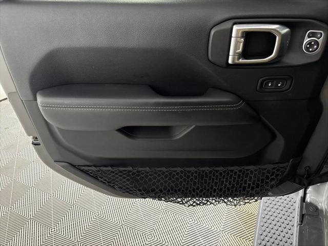 used 2018 Jeep Wrangler Unlimited car, priced at $27,750