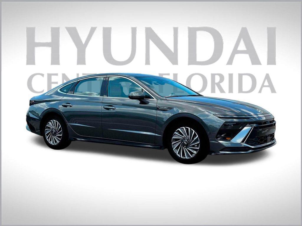 new 2025 Hyundai Sonata Hybrid car, priced at $35,564