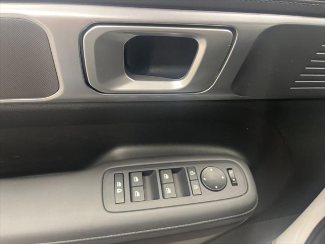 new 2024 Hyundai Santa Fe car, priced at $37,800