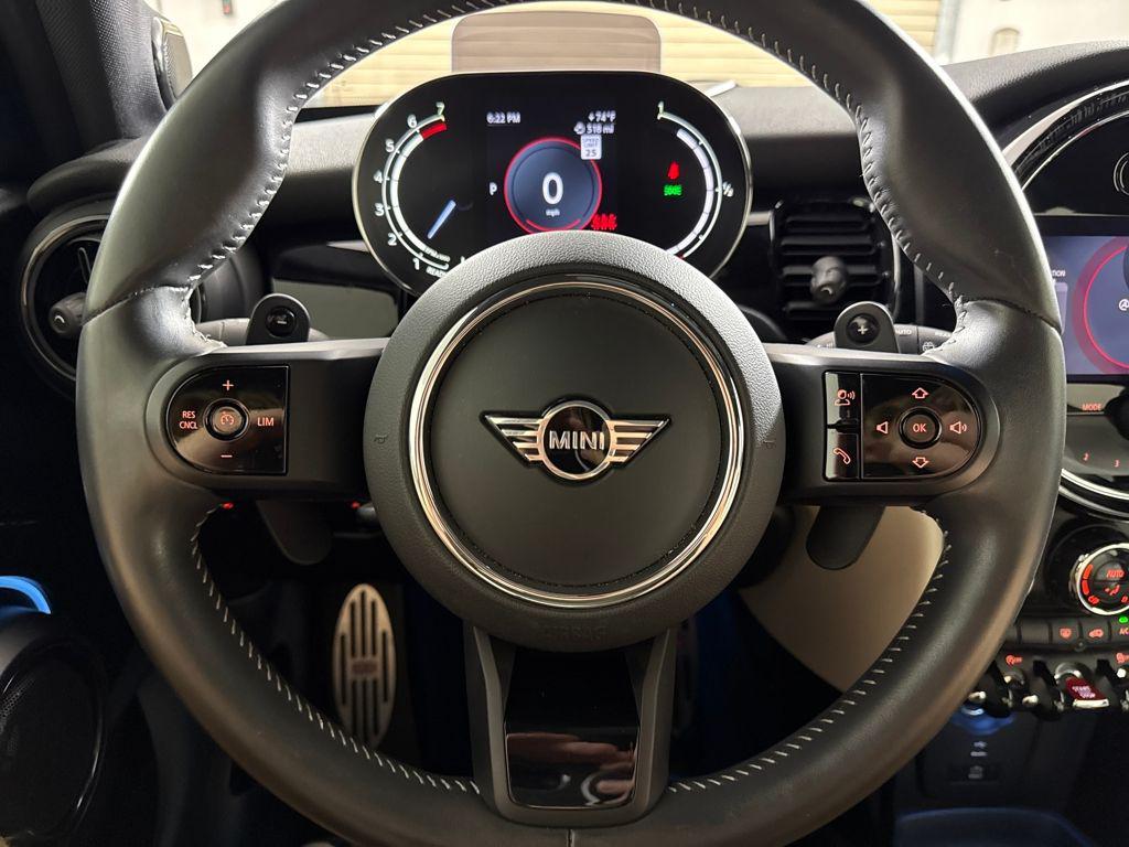 used 2024 MINI Hardtop car, priced at $26,900