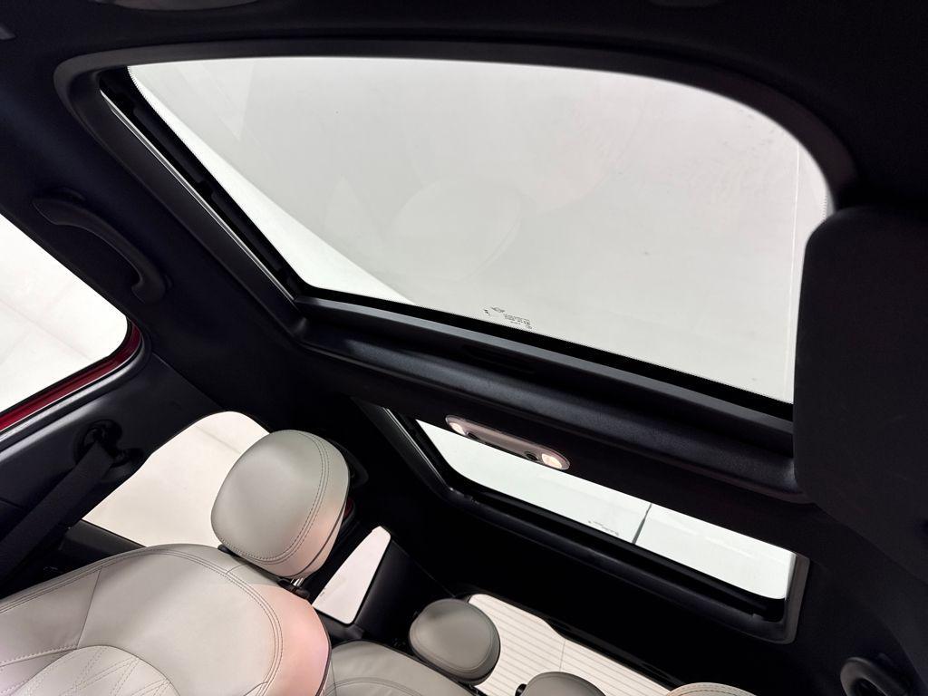 used 2024 MINI Hardtop car, priced at $26,900