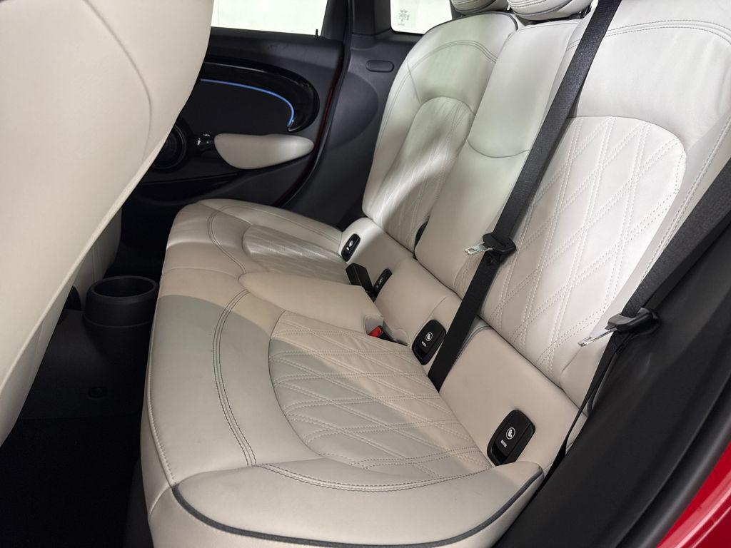 used 2024 MINI Hardtop car, priced at $26,900