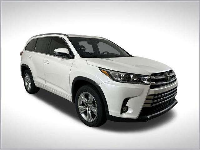 used 2018 Toyota Highlander car, priced at $27,400