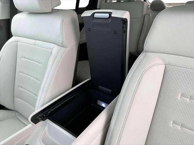 new 2025 Hyundai Santa Fe car, priced at $48,285