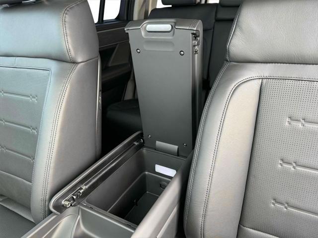 new 2025 Hyundai Santa Fe car, priced at $46,145