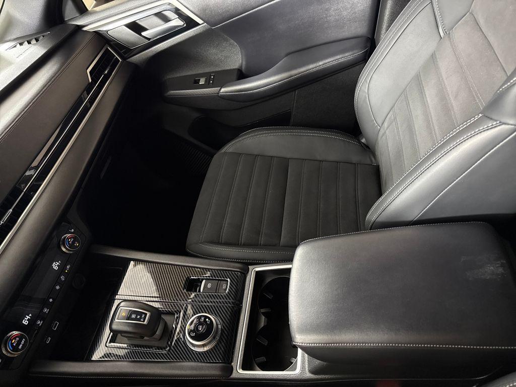 used 2023 Mitsubishi Outlander car, priced at $21,150