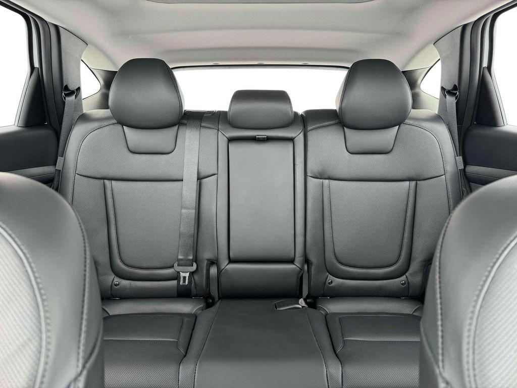 new 2025 Hyundai TUCSON Hybrid car, priced at $39,816