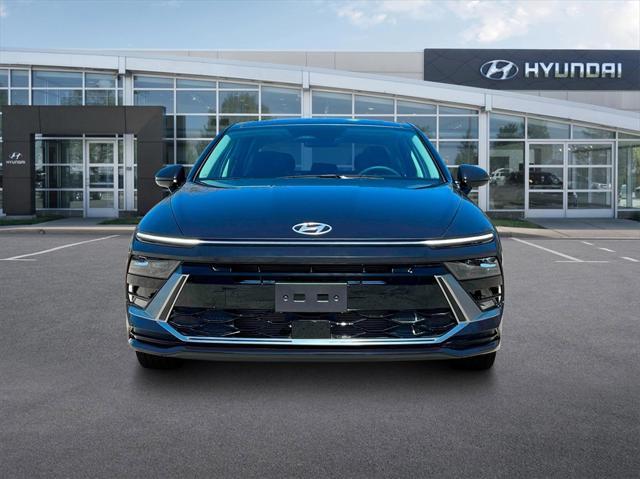 new 2024 Hyundai Sonata car, priced at $28,270