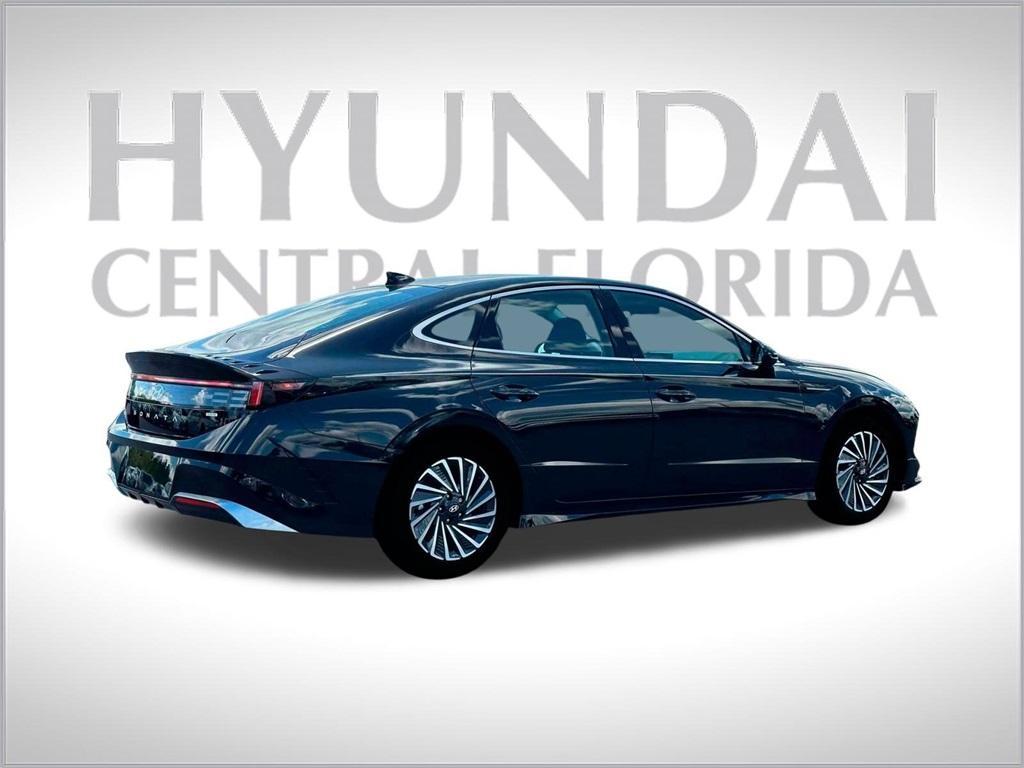 new 2024 Hyundai Sonata Hybrid car, priced at $28,769