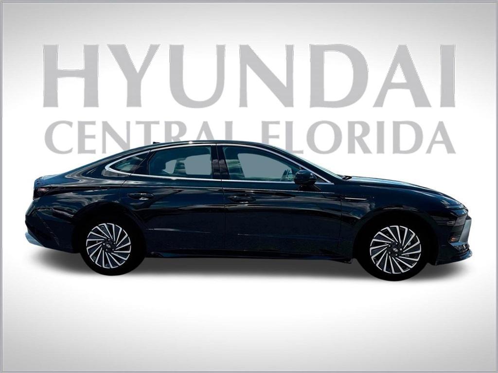 new 2024 Hyundai Sonata Hybrid car, priced at $28,769