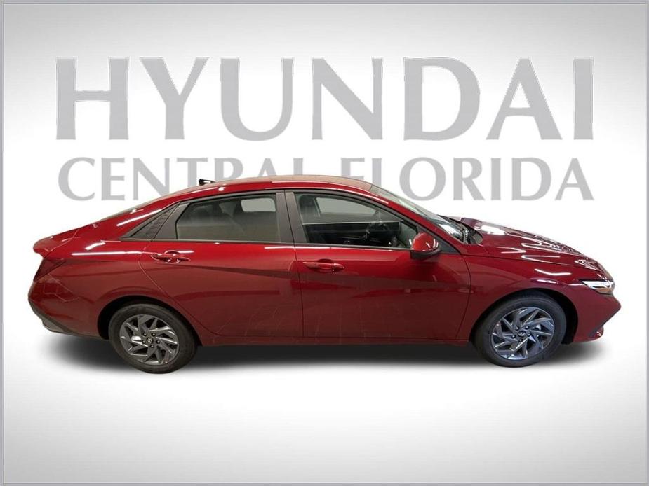 new 2024 Hyundai Elantra car, priced at $23,539