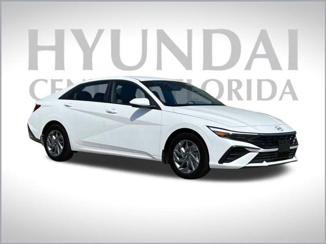 new 2025 Hyundai ELANTRA HEV car, priced at $25,579