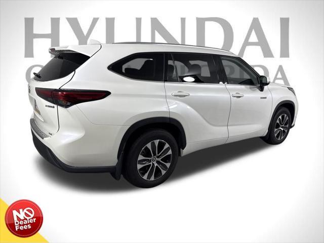 used 2021 Toyota Highlander Hybrid car, priced at $31,249