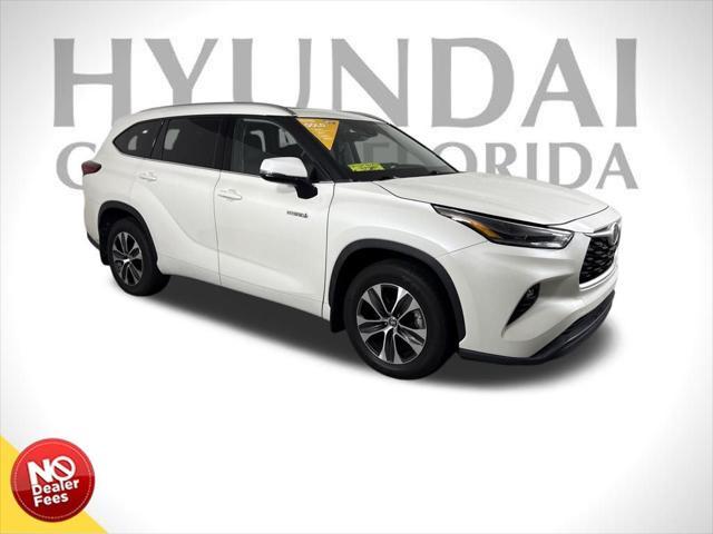 used 2021 Toyota Highlander Hybrid car, priced at $31,249