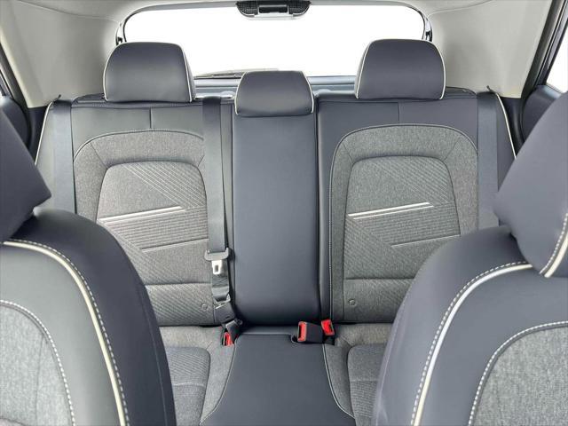 new 2025 Hyundai Venue car, priced at $24,176