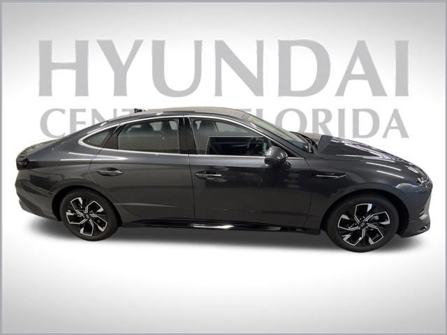 new 2024 Hyundai Sonata car, priced at $27,057